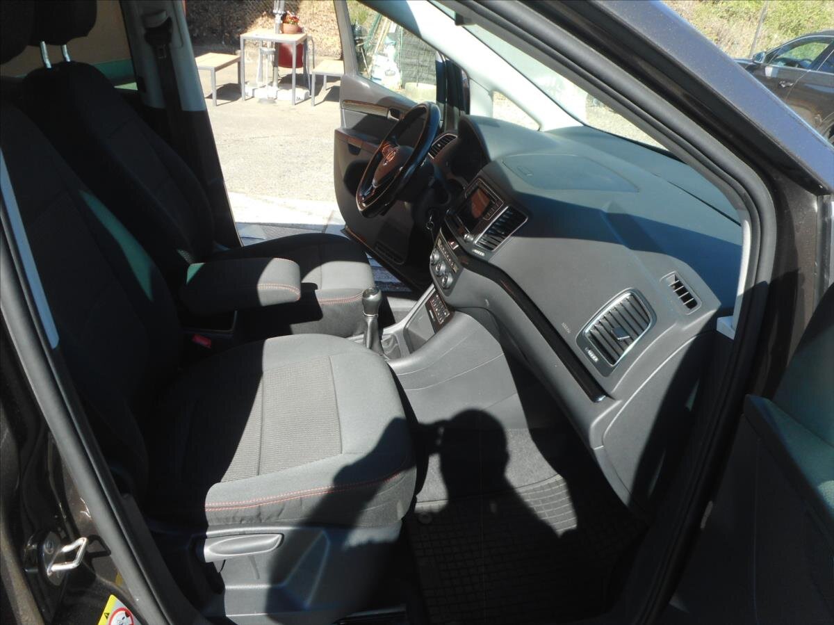 Volkswagen Sharan Kombi 2,0 l 110 kw