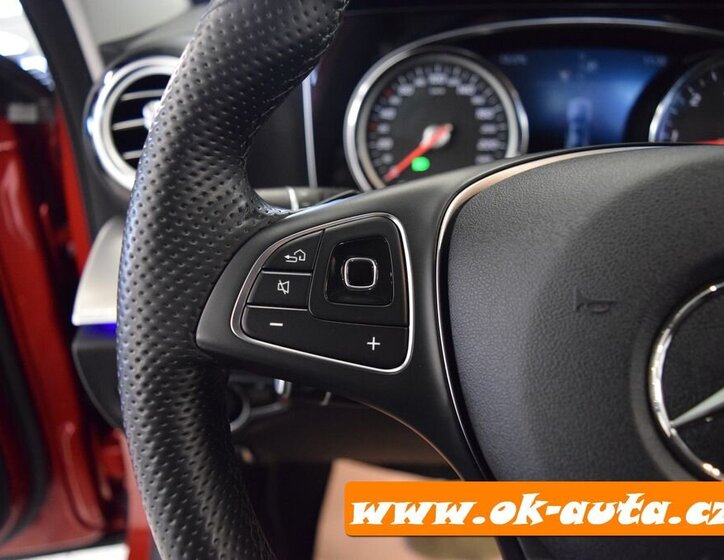 Mercedes-Benz Třídy E Sedan 0,0 110 kw