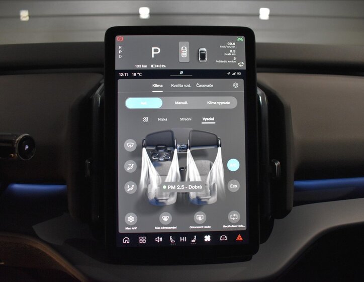 Volvo EX30 SUV / Terénní 0,0 315 kw