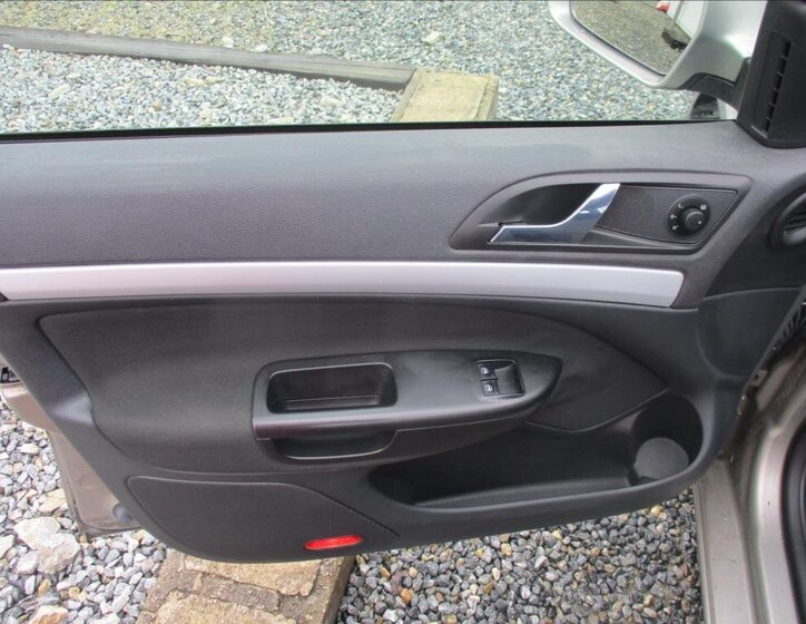 Škoda Octavia Kombi 1,6 l 77 kw