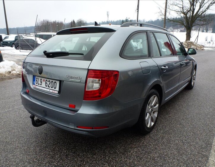 Škoda Superb Kombi 1,6 l 77 kw