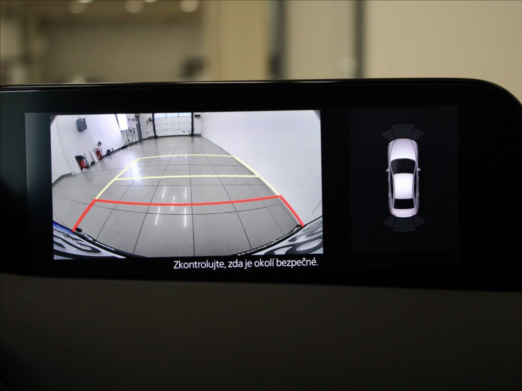 Mazda 3 Sedan / Limuzína 2,0 l 90 kw