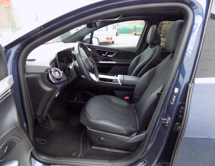 Mercedes-Benz EQE 11