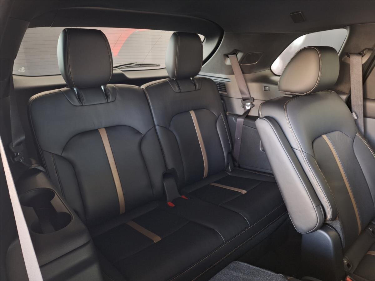 Mazda CX-80 SUV 3,3 l 187 kw