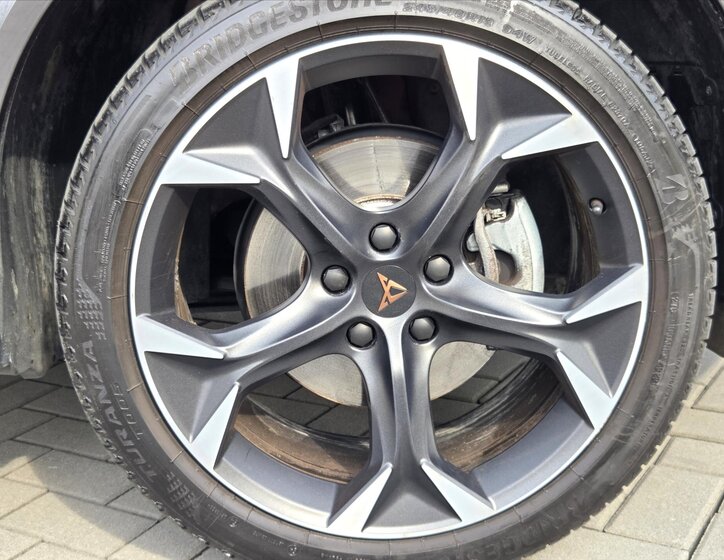 Cupra Formentor SUV / Terénní 1,5 l 110 kw