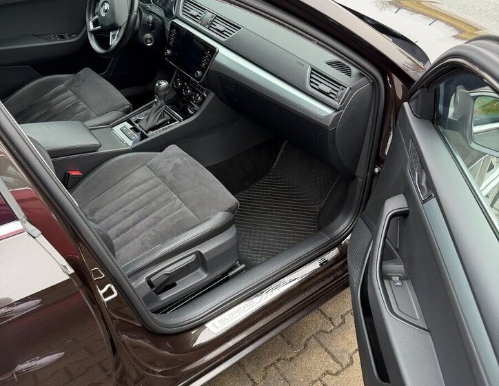Škoda Superb Kombi 0,0 110 kw