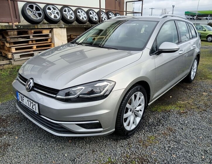 Volkswagen Golf Kombi 1,5 l 110 kw