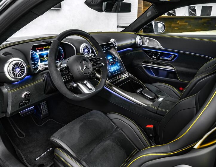 Mercedes-Benz AMG GT 13