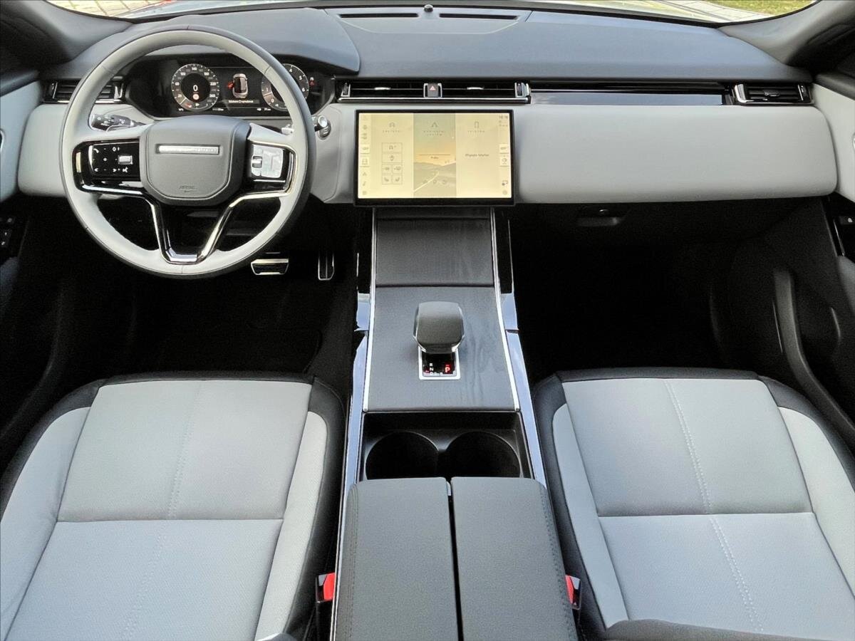 Land Rover Range Rover Velar SUV / Terénní 2,0 l 150 kw