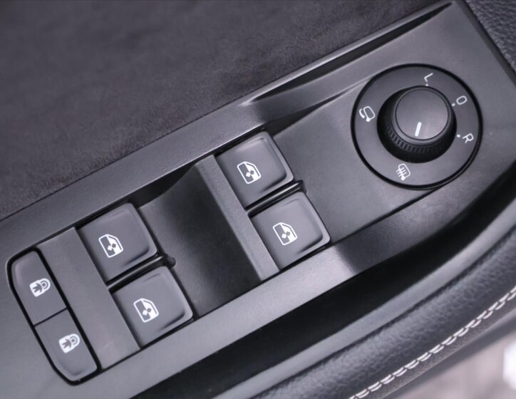 Škoda Superb Liftback 2,0 l 147 kw