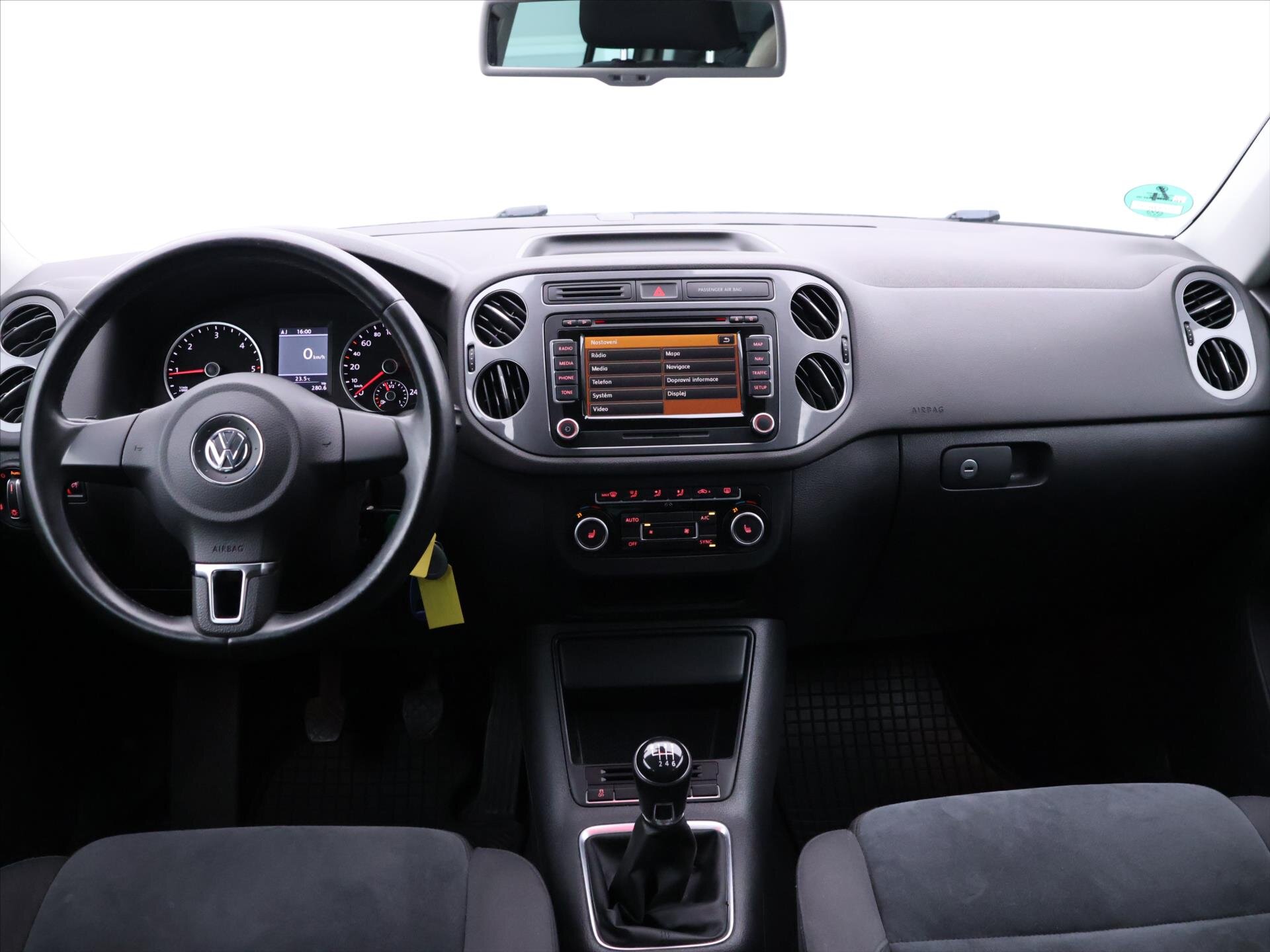 Volkswagen Tiguan SUV 2,0 l 103 kw