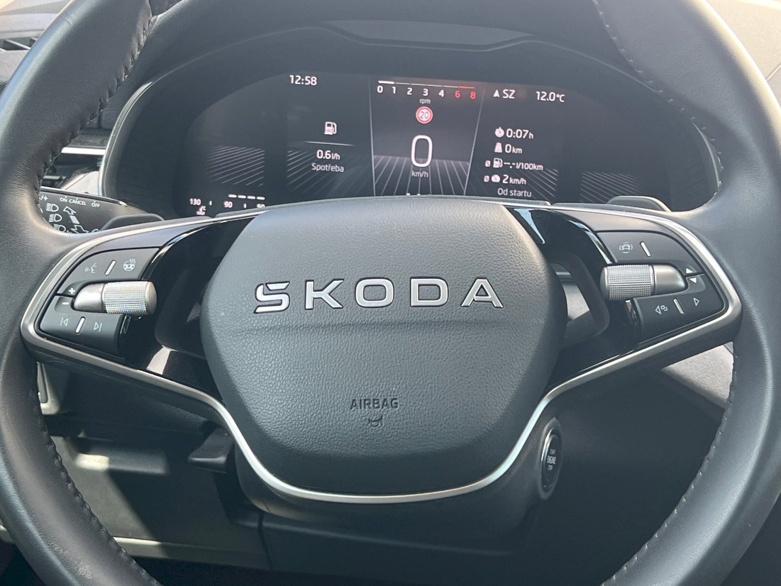 Škoda Scala Hatchback 1,0 l 85 kw