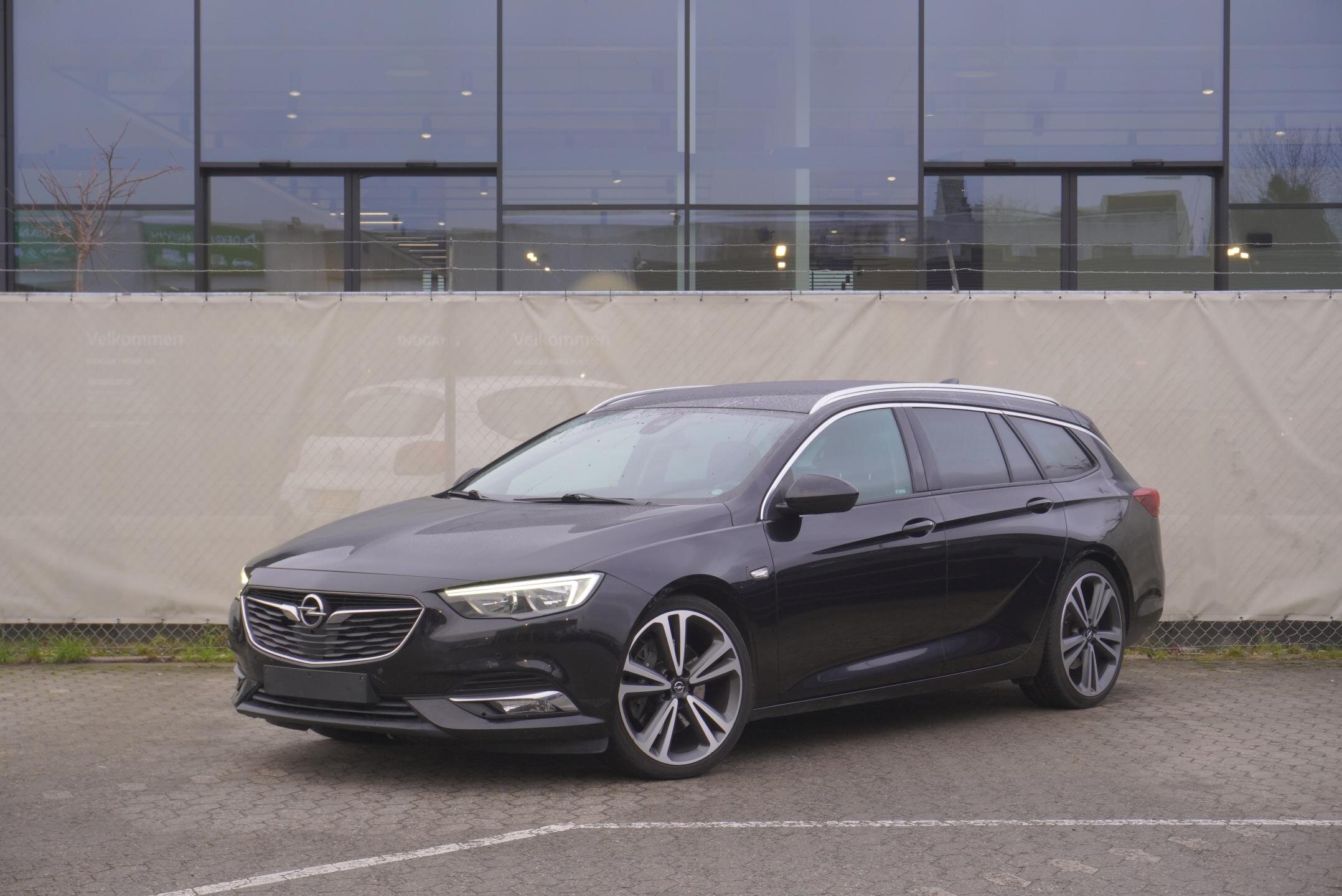 Opel Insignia Kombi 2,0 l 154 kw