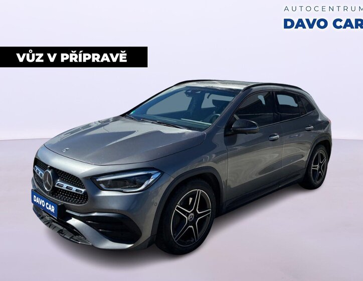 Mercedes-Benz GLA SUV / Terénní 2,0 l 140 kw