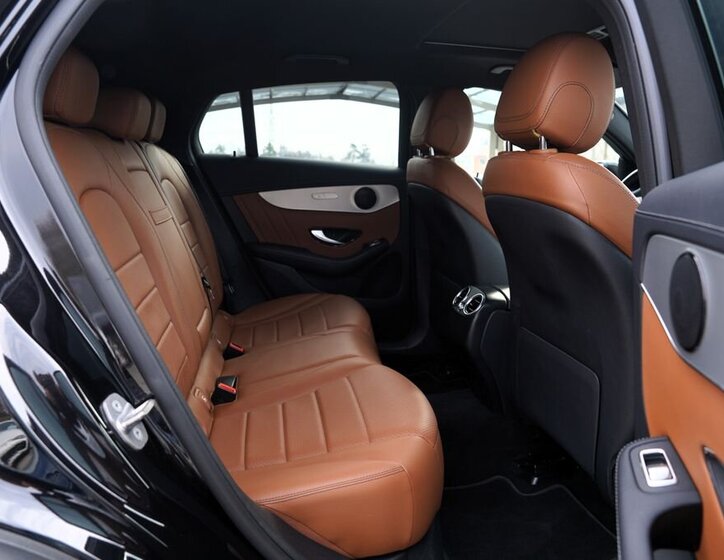 Mercedes-Benz GLC SUV / Terénní 2,0 l 143 kw