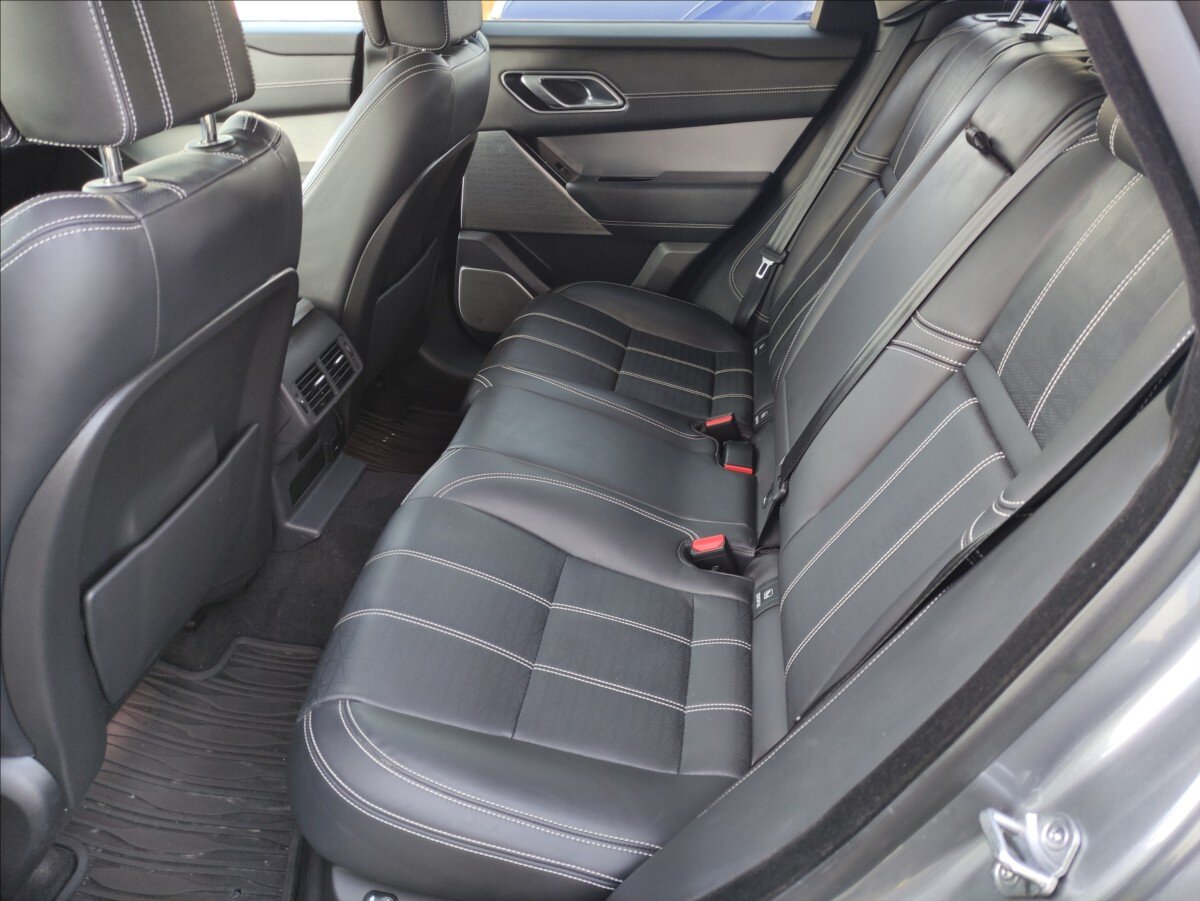 Land Rover Range Rover Velar SUV 3,0 l 221 kw