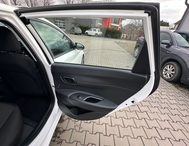 Hyundai i20 Hatchback 1,2 l 58 kw