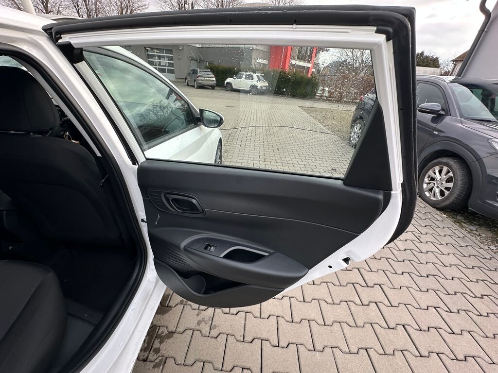 Hyundai i20 Hatchback 1,2 l 58 kw