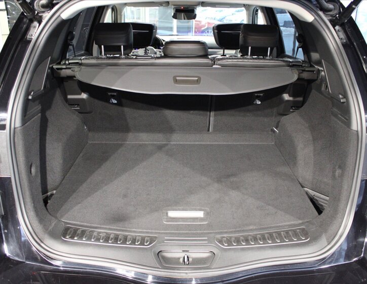 Renault Koleos SUV / Terénní 2,0 l 140 kw