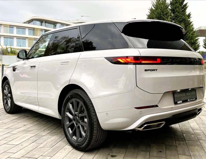 Land Rover Range Rover Sport SUV / Terénní 3,0 l 183 kw