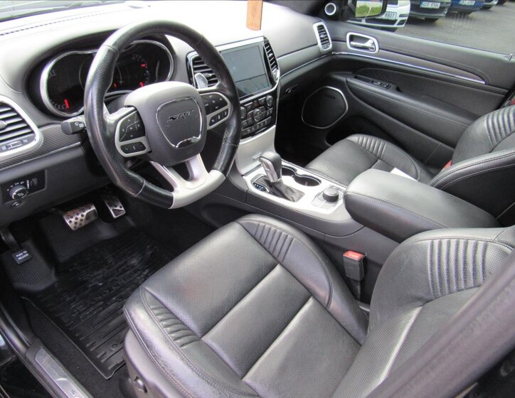 Jeep Grand Cherokee SUV / Terénní 6,4 l 344 kw