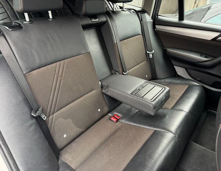 BMW X3 SUV 2,0 l 140 kw