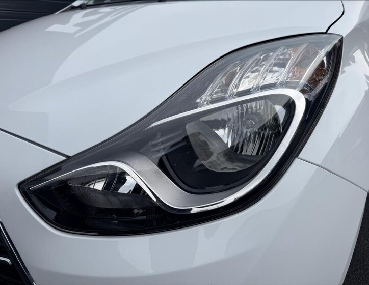 Hyundai ix20 MPV 1,4 l 66 kw