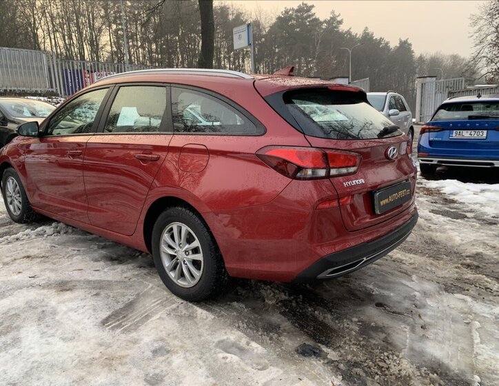 Hyundai i30 Kombi 998,0 88 kw
