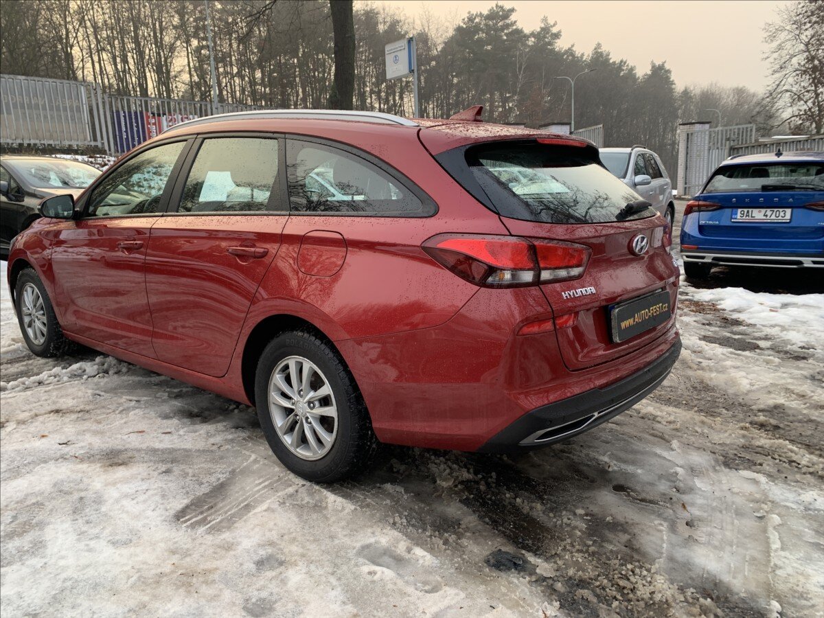 Hyundai i30 Kombi 998,0 88 kw