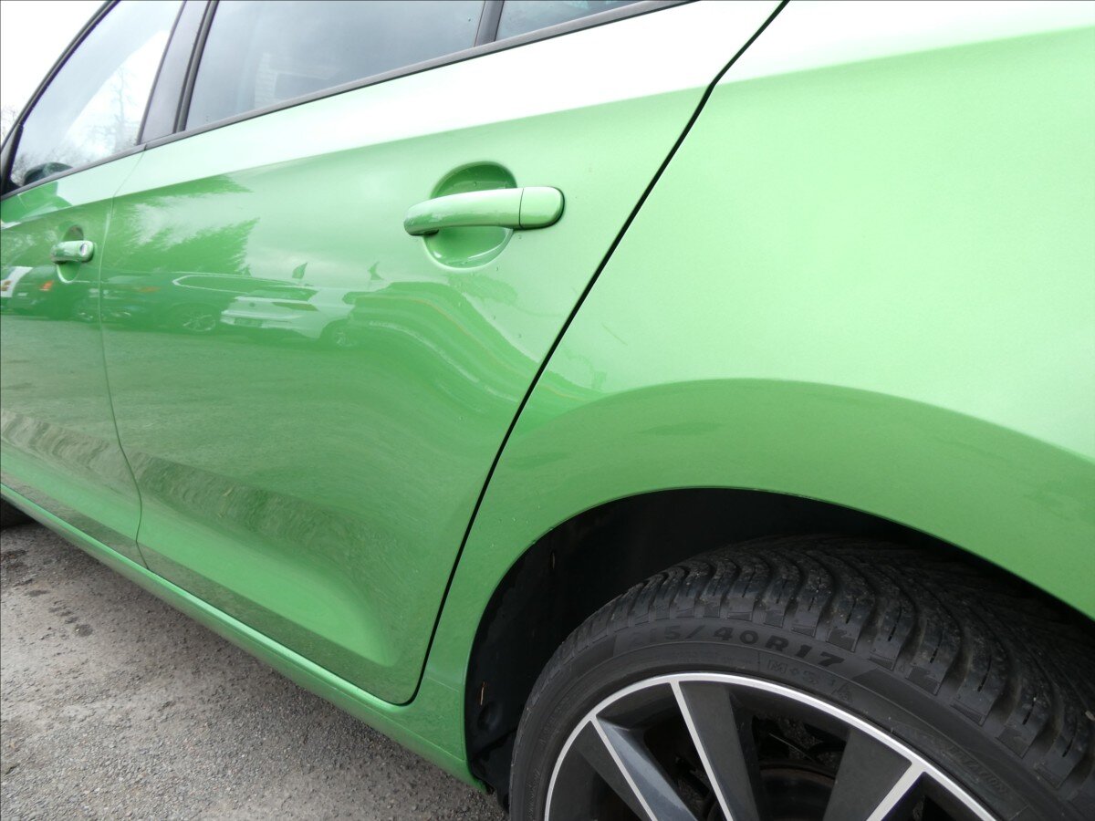 Škoda Rapid Hatchback 1,2 l 77 kw