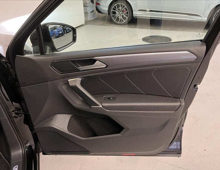 Volkswagen Tiguan 28