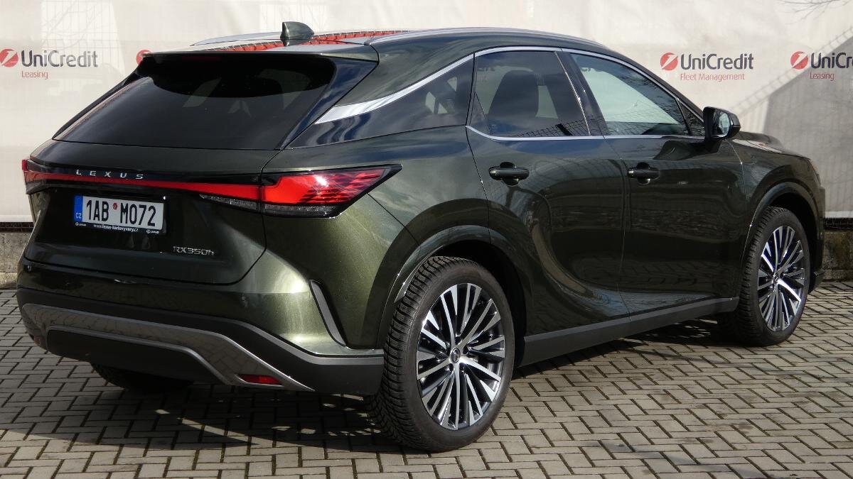 Lexus RX 350h SUV / Terénní 2,5 l 140 kw