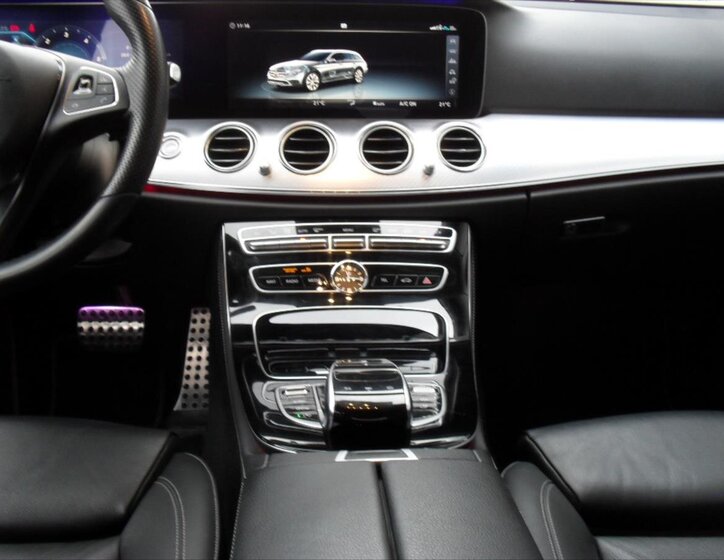 Mercedes-Benz Třídy E Kombi 3,0 l 190 kw