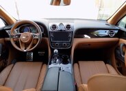 Bentley Bentayga 21