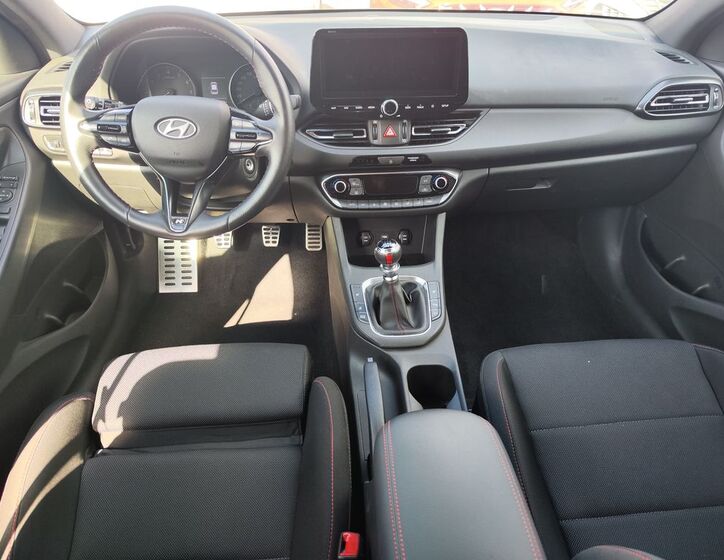 Hyundai i30 13