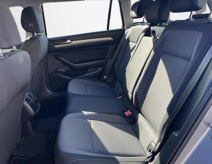 Volkswagen Passat 18