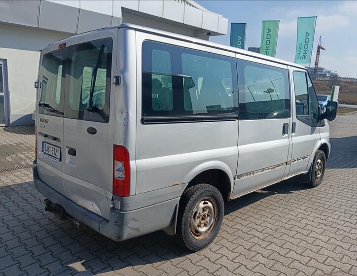 Ford Transit Kombi 2,2 l 85 kw