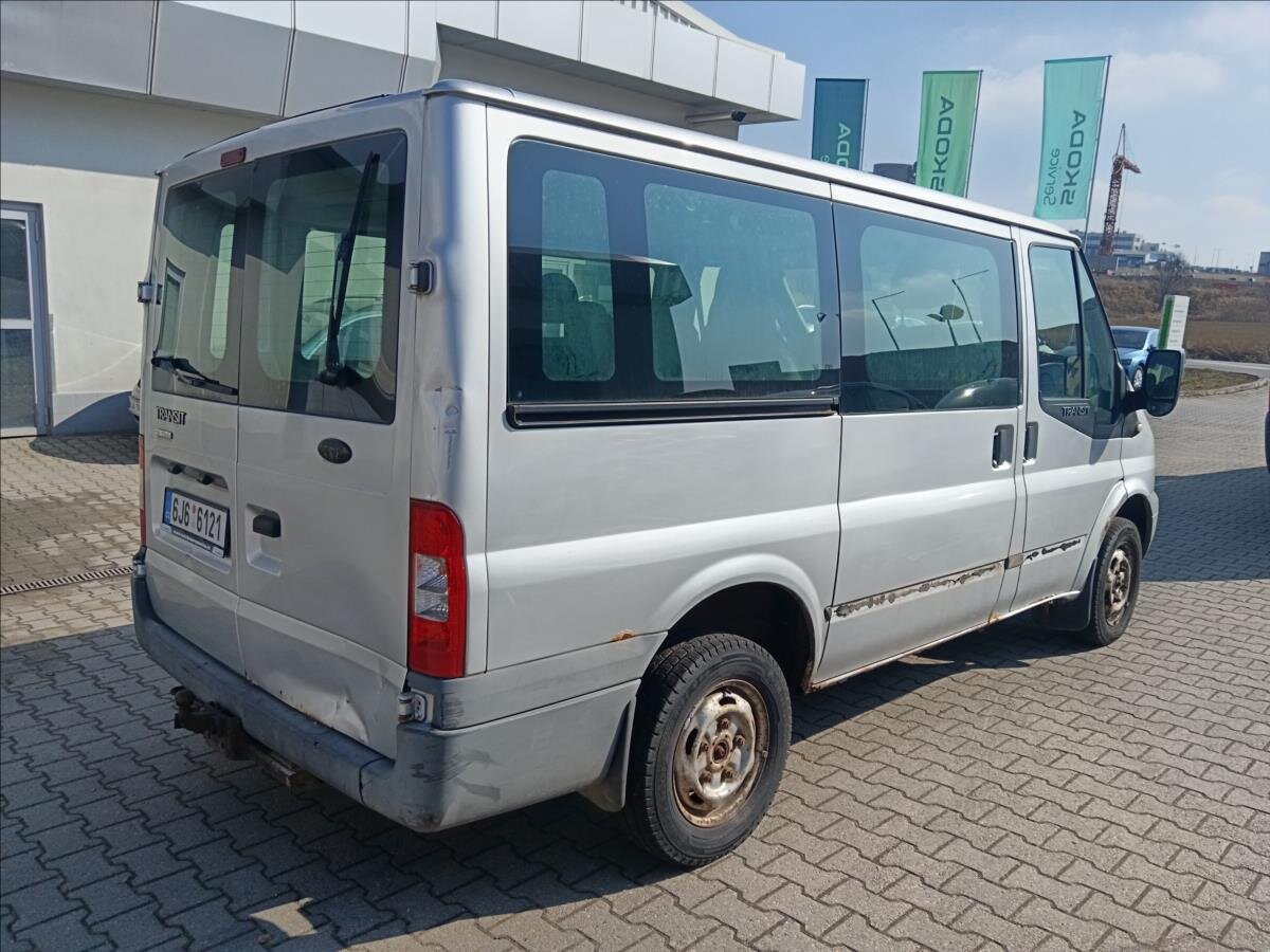 Ford Transit Kombi 2,2 l 85 kw