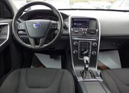 Volvo XC60 SUV 2,4 l 120 kw