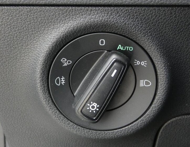 Škoda Karoq SUV / Terénní 1,5 l 110 kw