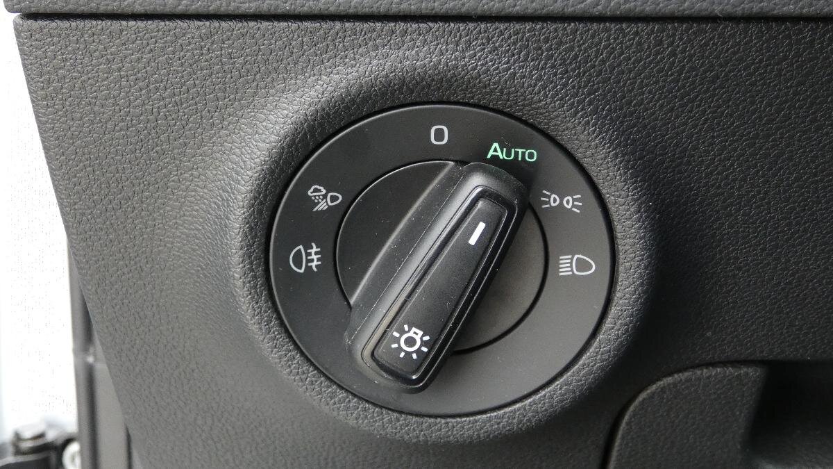 Škoda Karoq SUV / Terénní 1,5 l 110 kw