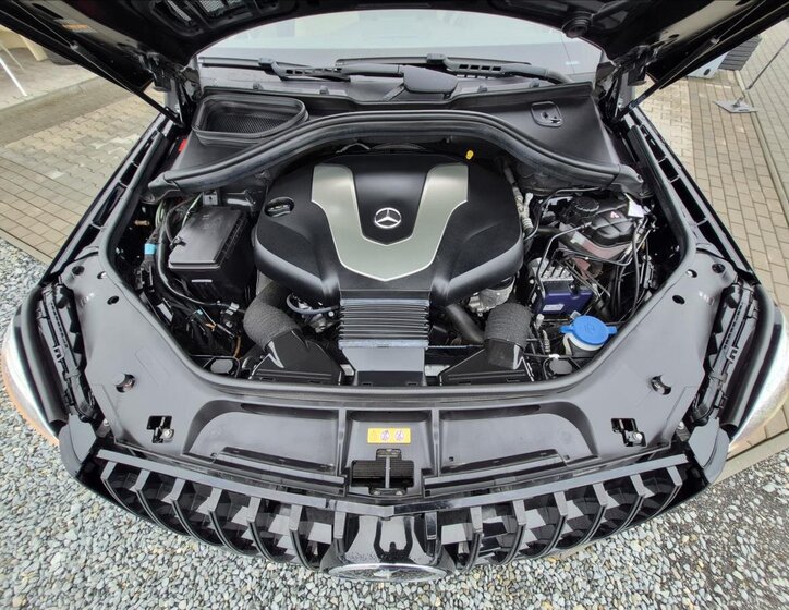Mercedes-Benz GLS SUV / Terénní 3,0 l 190 kw