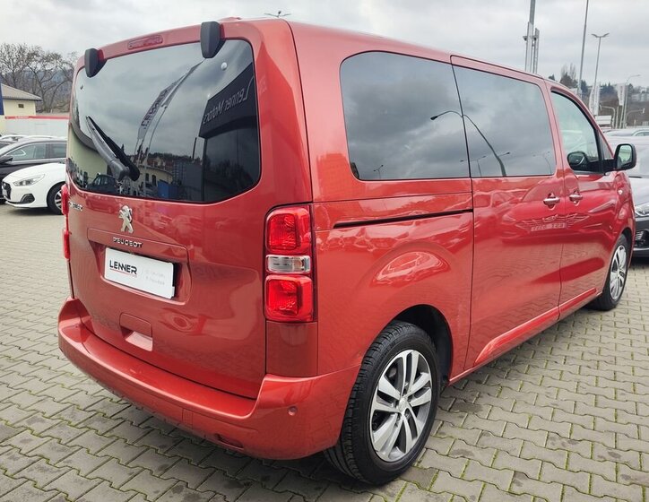 Peugeot Traveller 5