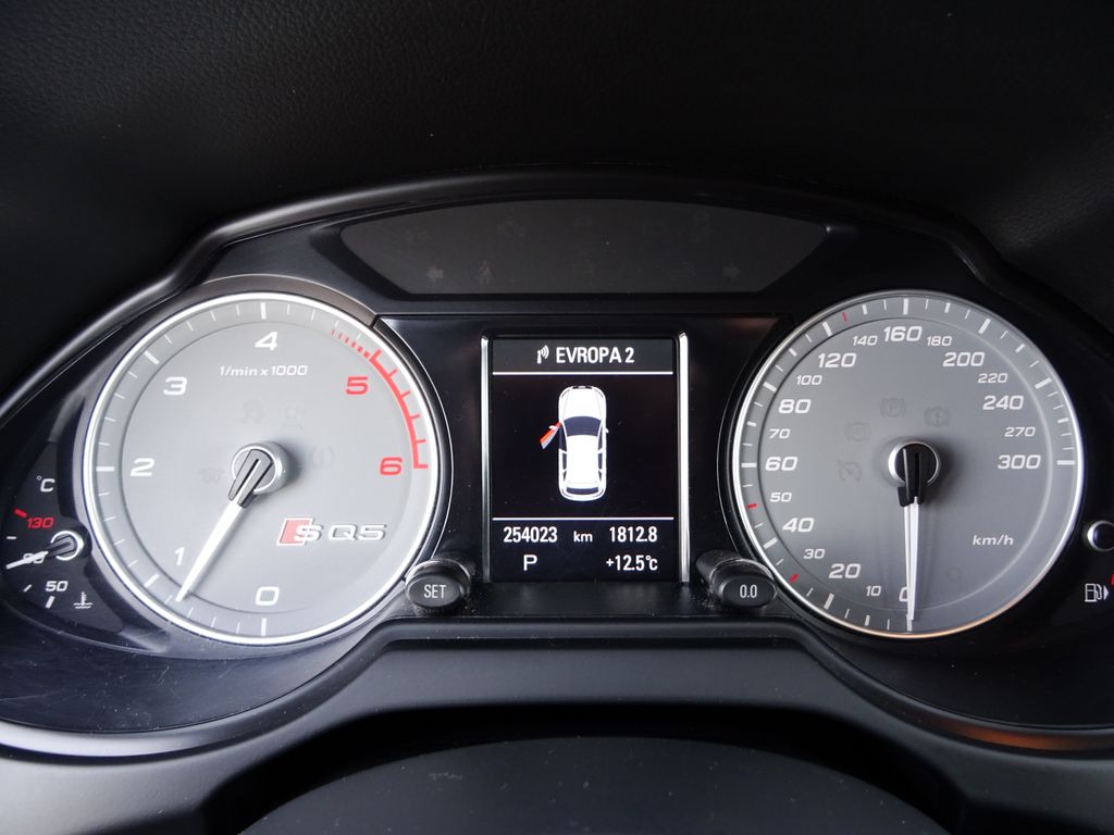 Audi SQ5 SUV 3,0 l 230 kw