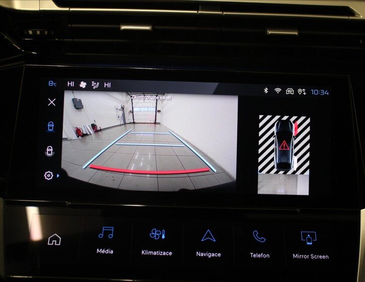 Peugeot 408 Liftback 1,6 l 165 kw