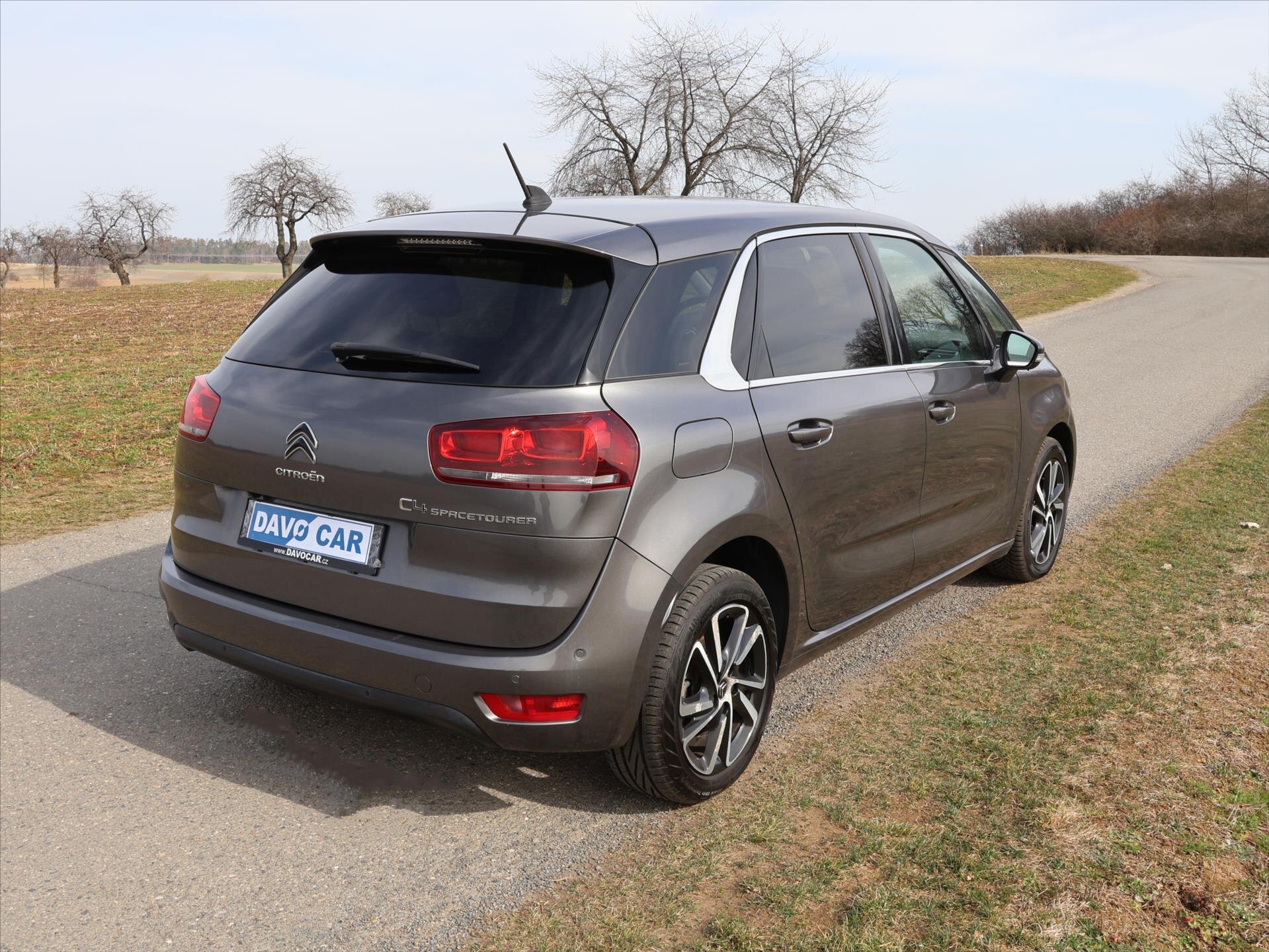 Citroën C4 SpaceTourer MPV 1,2 l 96 kw