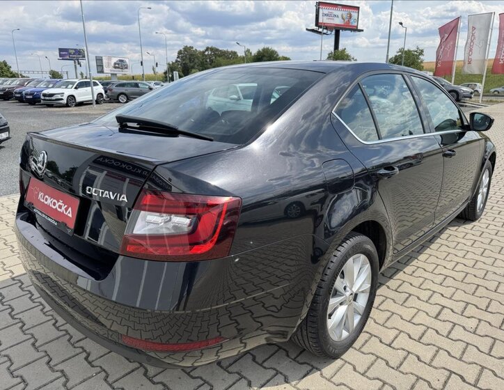 Škoda Octavia Liftback 1,8 l 132 kw