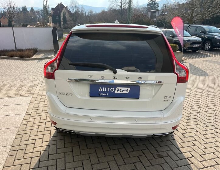 Volvo XC60 SUV / Terénní 2,4 l 140 kw