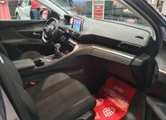 Peugeot 3008 SUV 1,2 l 96 kw