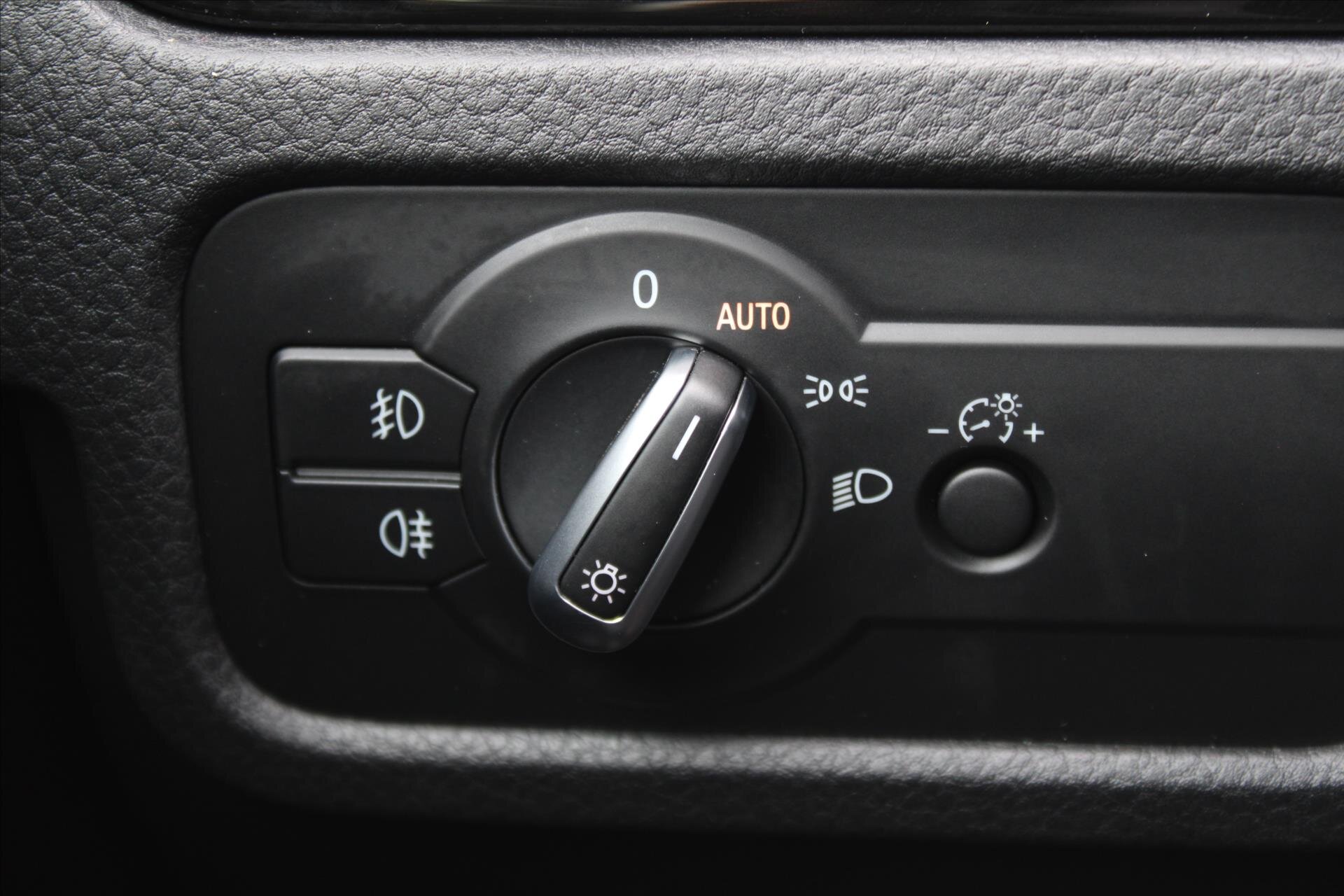 Volkswagen Touareg SUV 3,0 l 193 kw